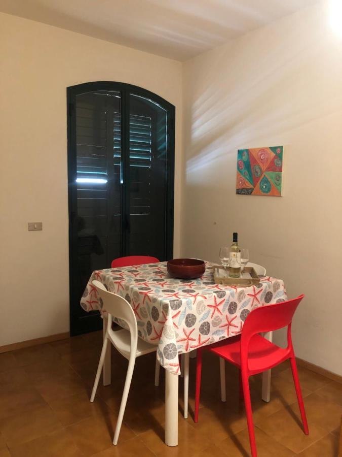 تاورمينا Beach Apartments Patrizia المظهر الخارجي الصورة