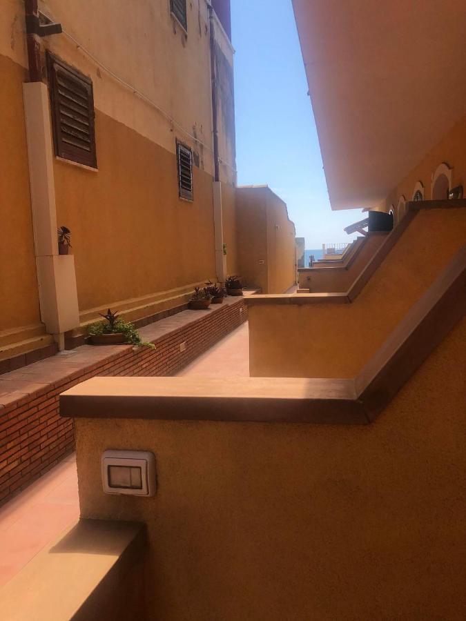 تاورمينا Beach Apartments Patrizia المظهر الخارجي الصورة