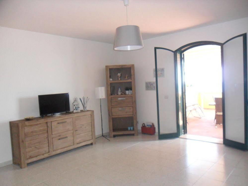 تاورمينا Beach Apartments Patrizia المظهر الخارجي الصورة