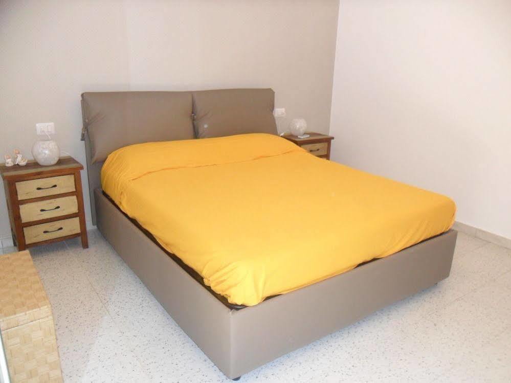 تاورمينا Beach Apartments Patrizia المظهر الخارجي الصورة